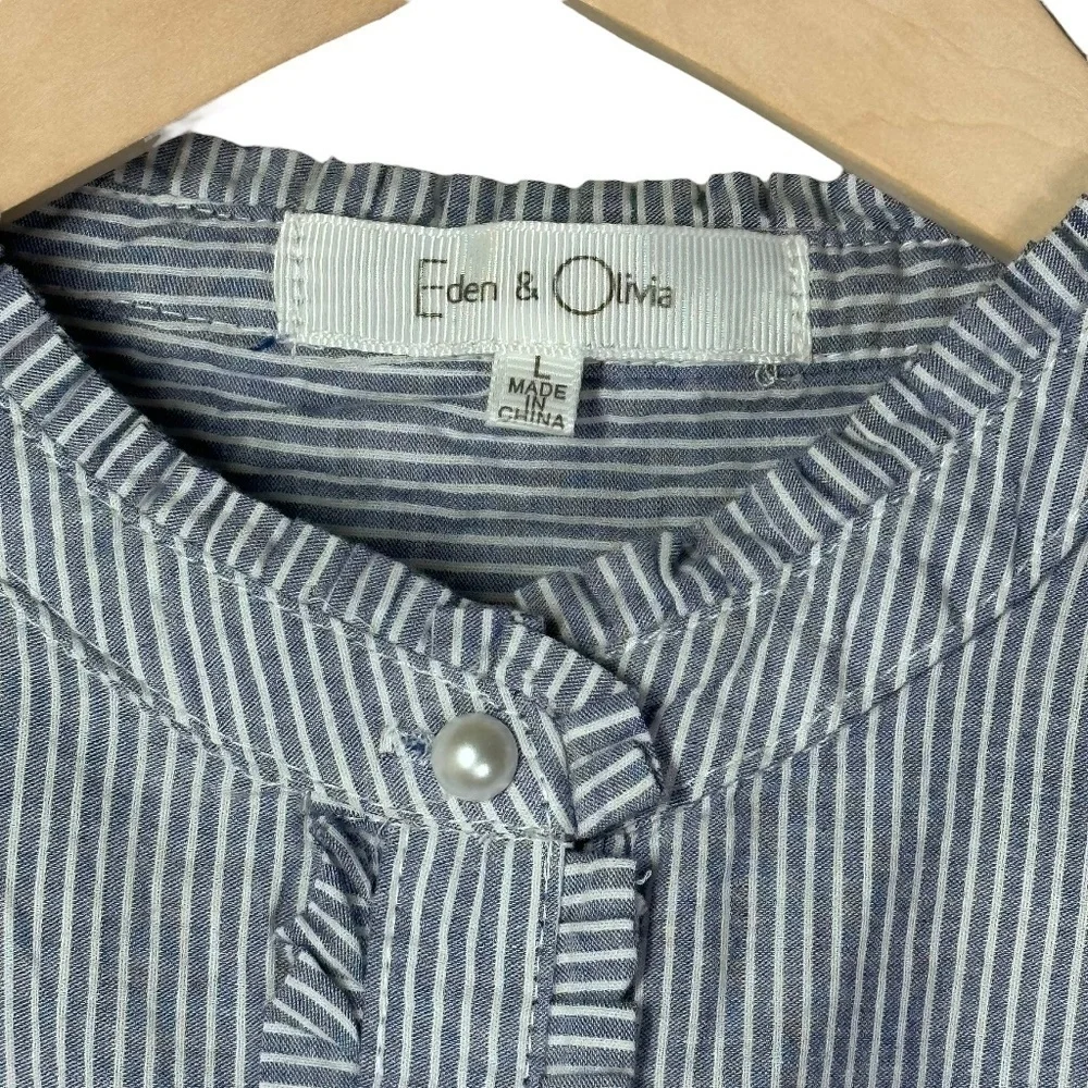 Eden & Olivia Blue/White Striped Pearl Roll Tab Button Front Shirt Size L - Picture 3 of 9